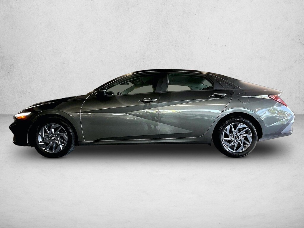Used 2024 Hyundai Elantra SEL Sedan