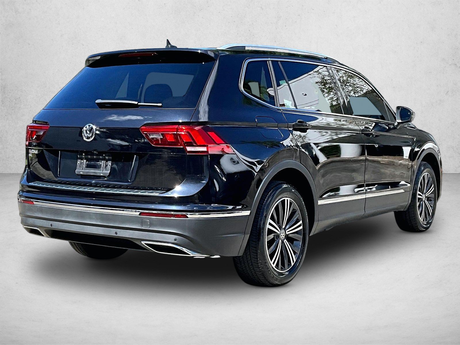 Used 2019 Volkswagen Tiguan SEL with VIN 3VV3B7AX4KM132787 for sale in Coconut Creek, FL