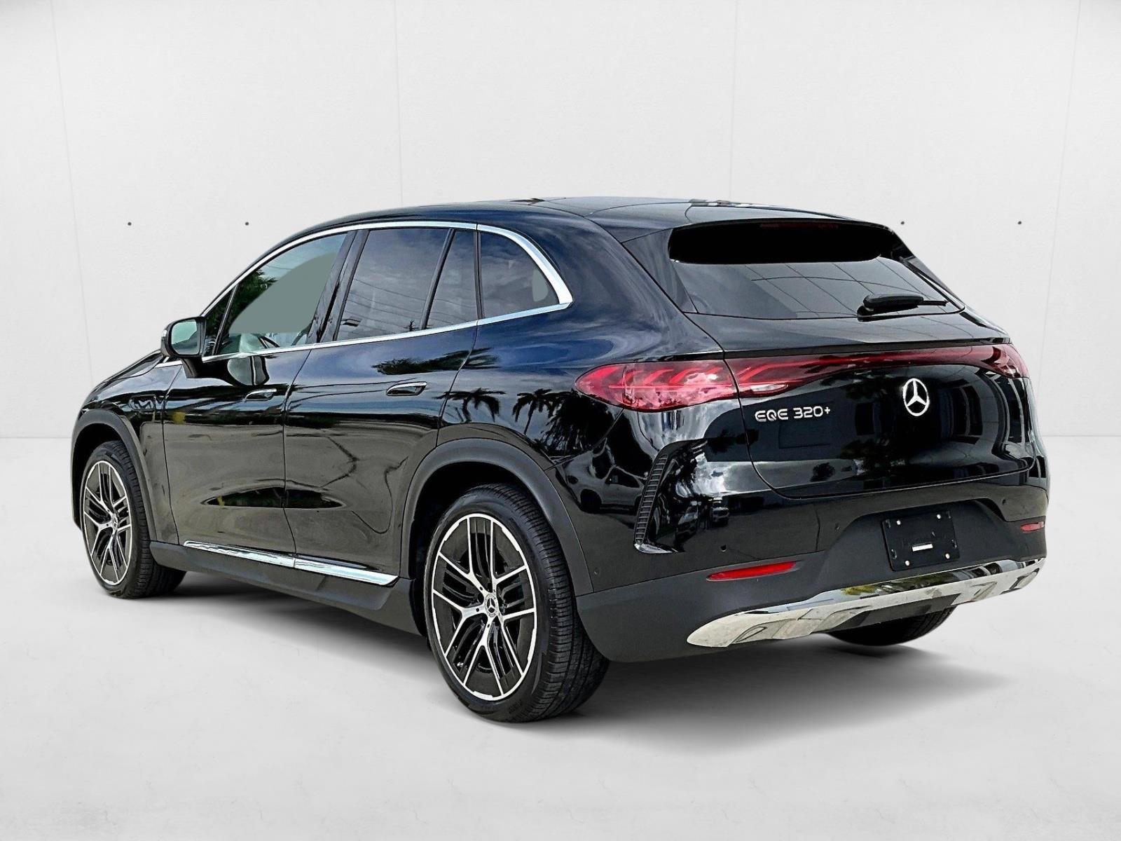 2026 Mercedes Benz EQE SUV photo 3