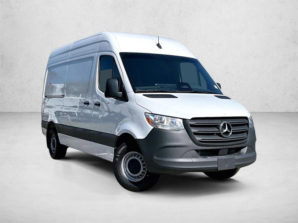 New 2026 Mercedes-Benz Sprinter Cargo Van 2500 Standard Roof I4 Diesel 144" RWD Van Cargo Van