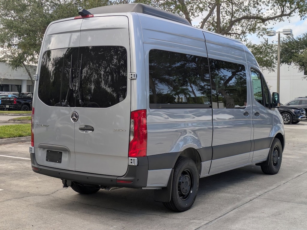 New 2025 Mercedes-Benz Sprinter Passenger Van 2500 Standard Roof I4 Diesel HO 144" RWD Van Passenger Van