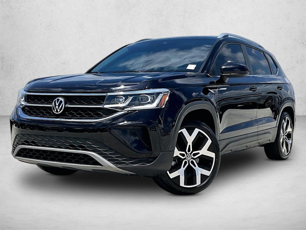 Used 2022 Volkswagen Taos 1.5T SEL 4MOTION SUV