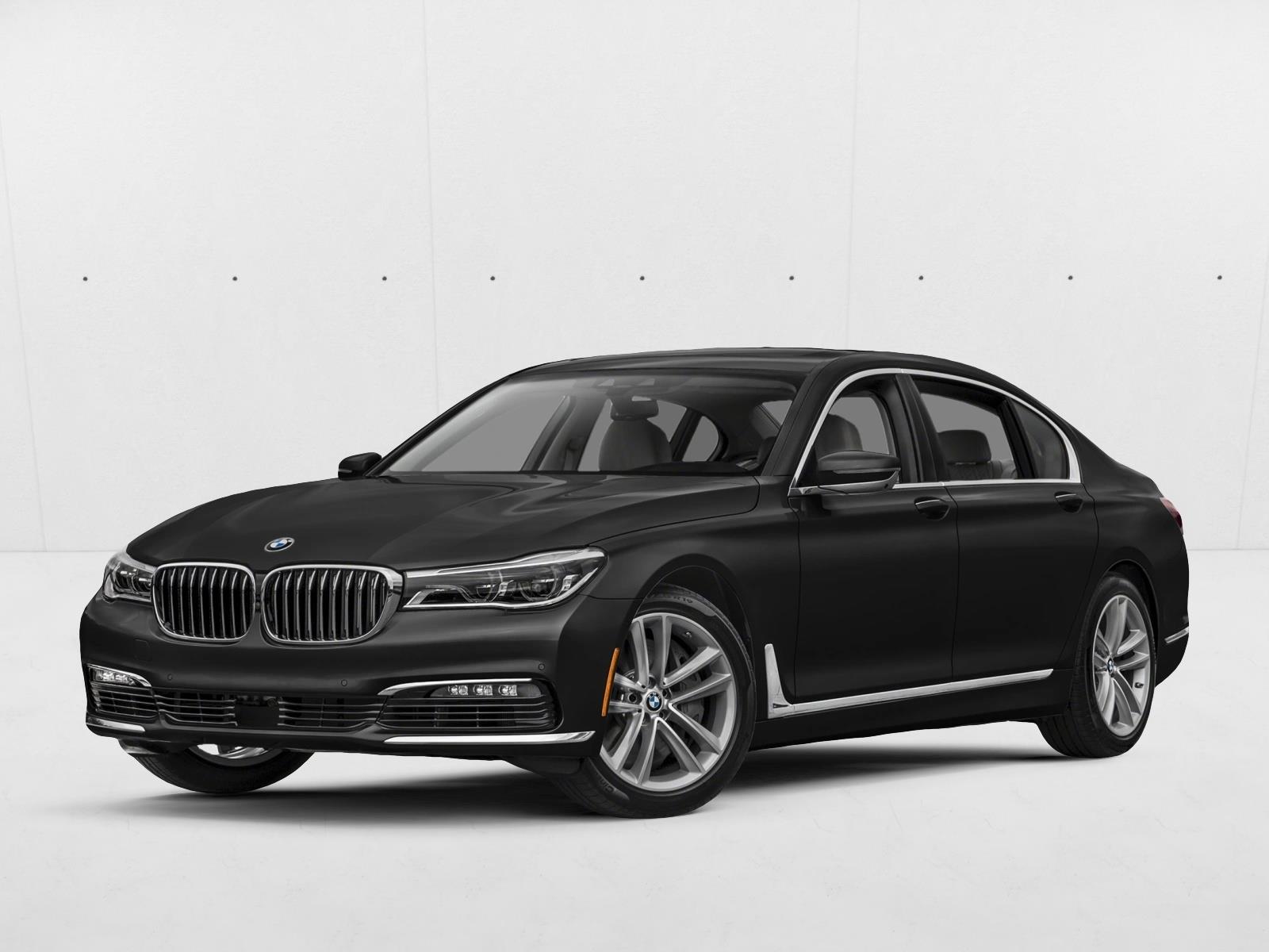 2017 BMW 7 Series 750i's photo