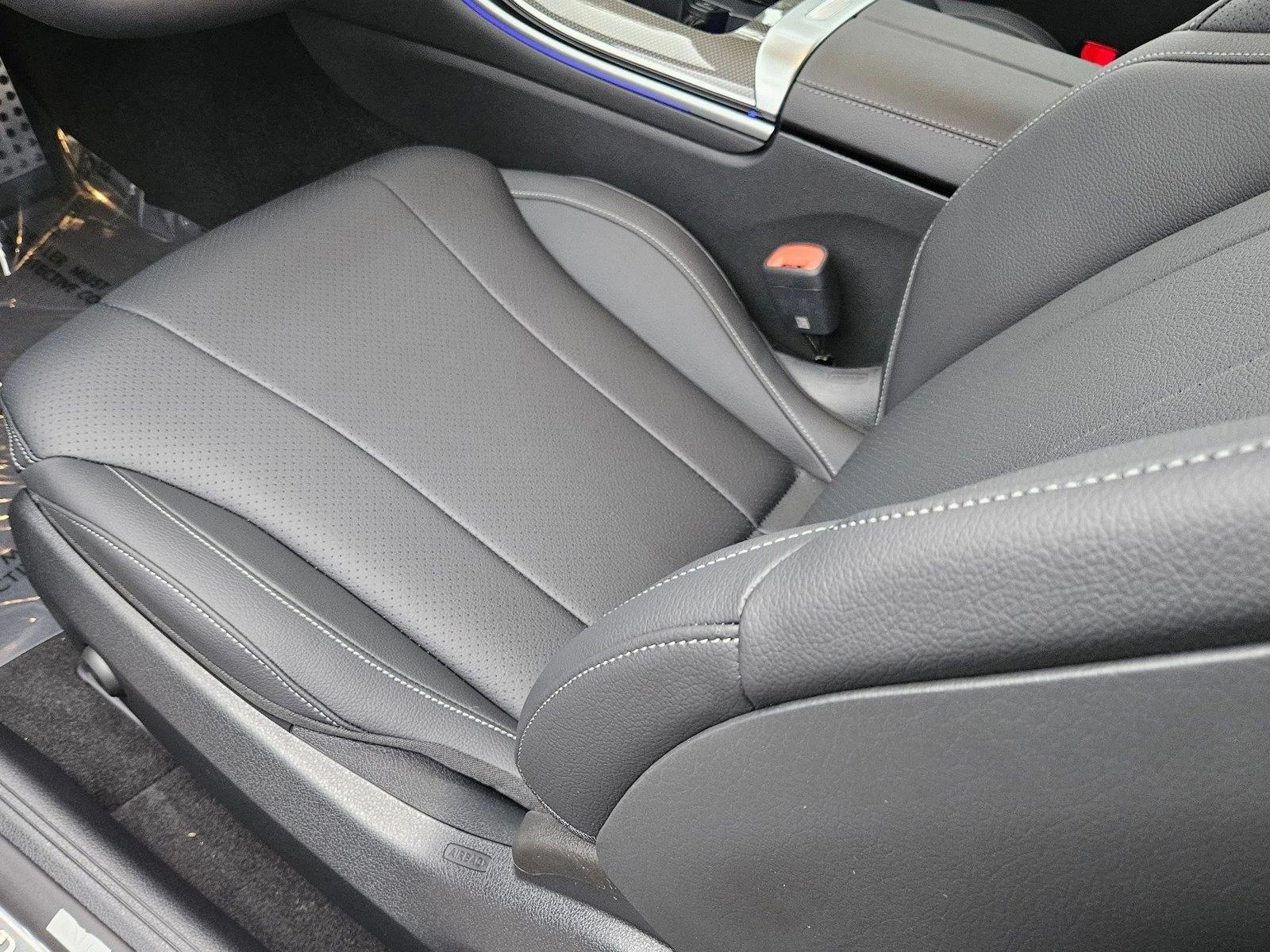 2026 Mercedes Benz CLE 450 4MATIC Coupe photo 3