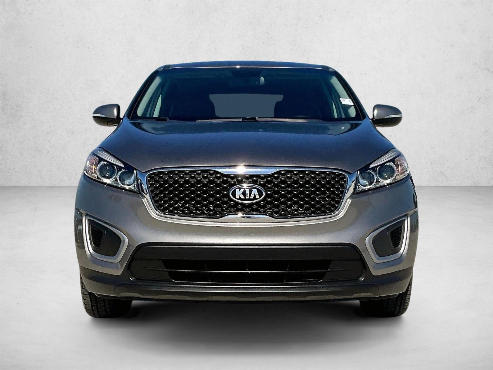 2017 Kia Sorento L photo 3