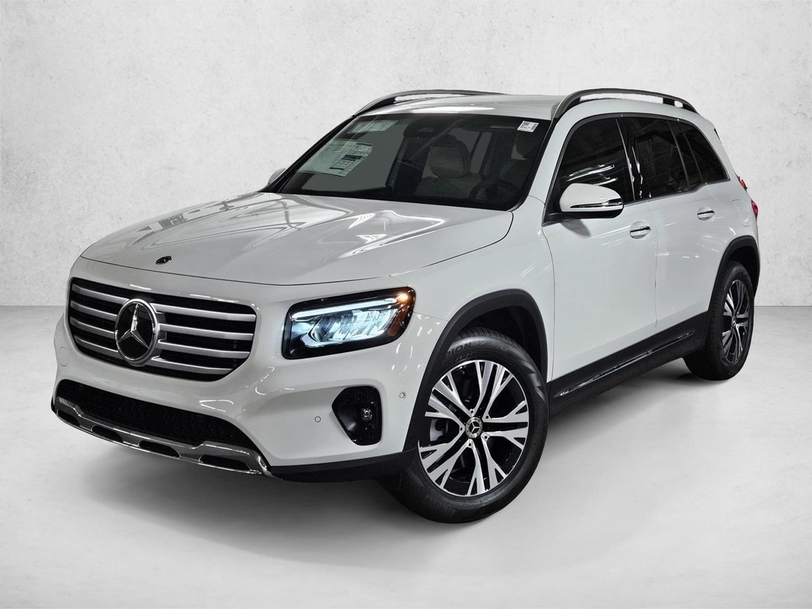 2025 Mercedes-Benz GLB Base's photo