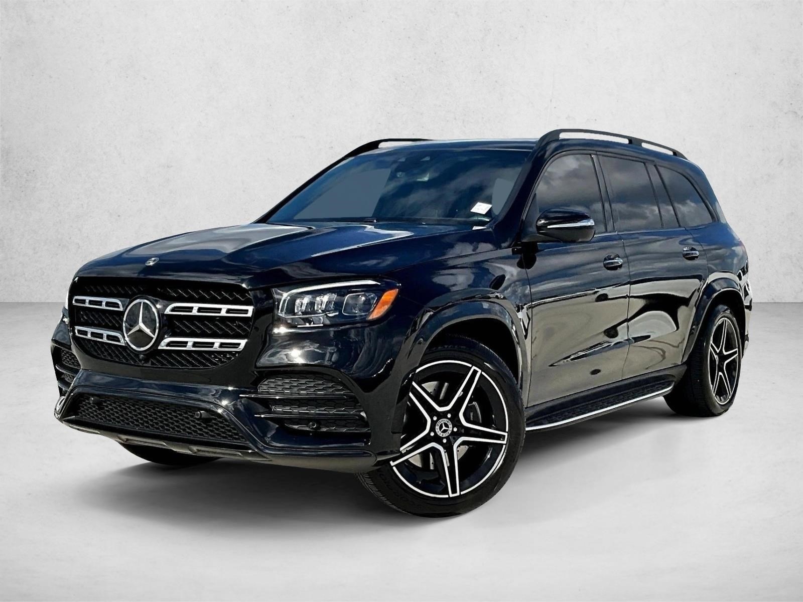 2023 Mercedes-Benz GLS Base's photo