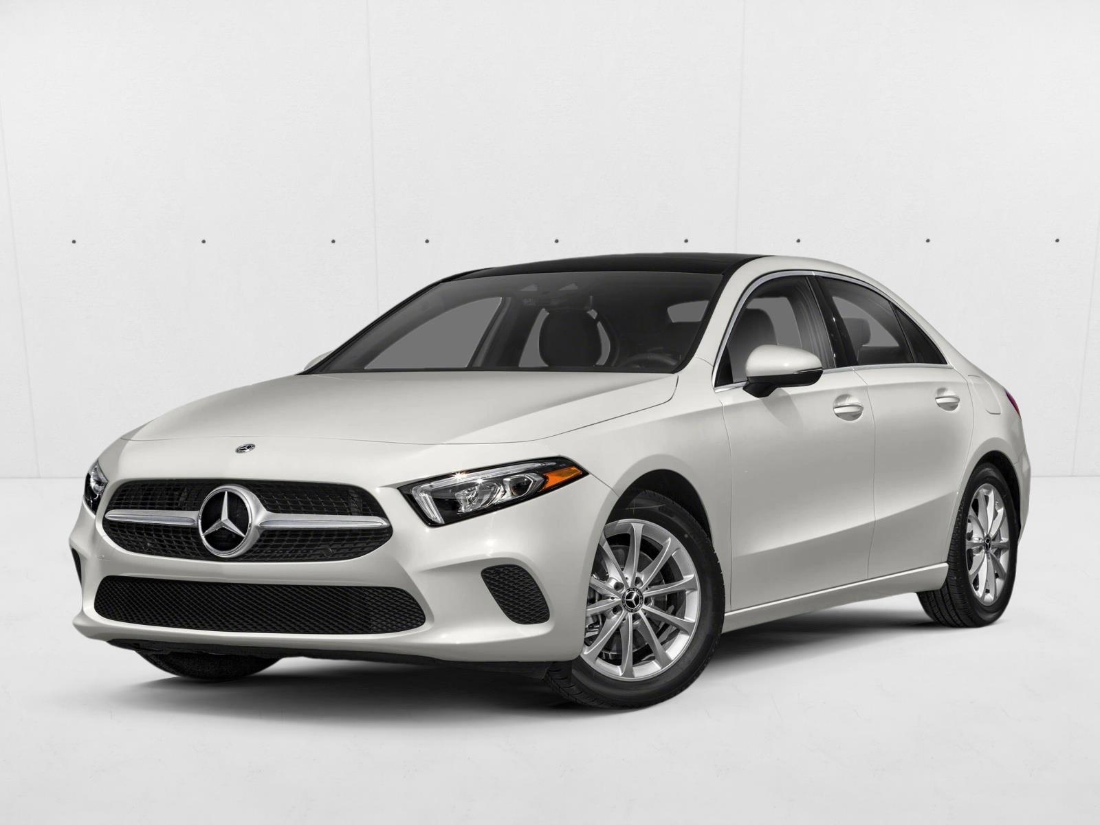 2022 Mercedes-Benz A-Class A220's photo