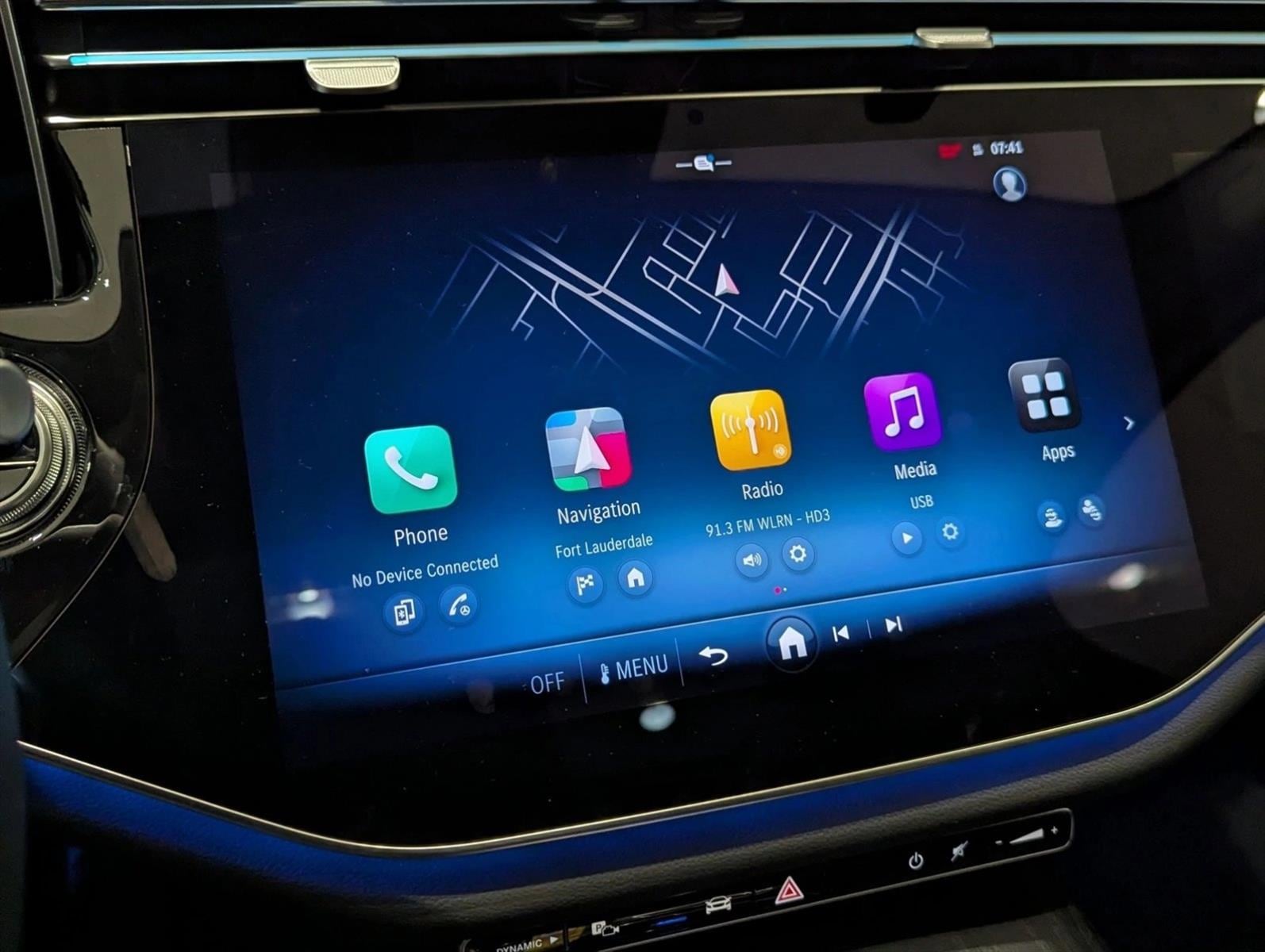 2025 Mercedes-Benz E-Class E350 - Photo 11