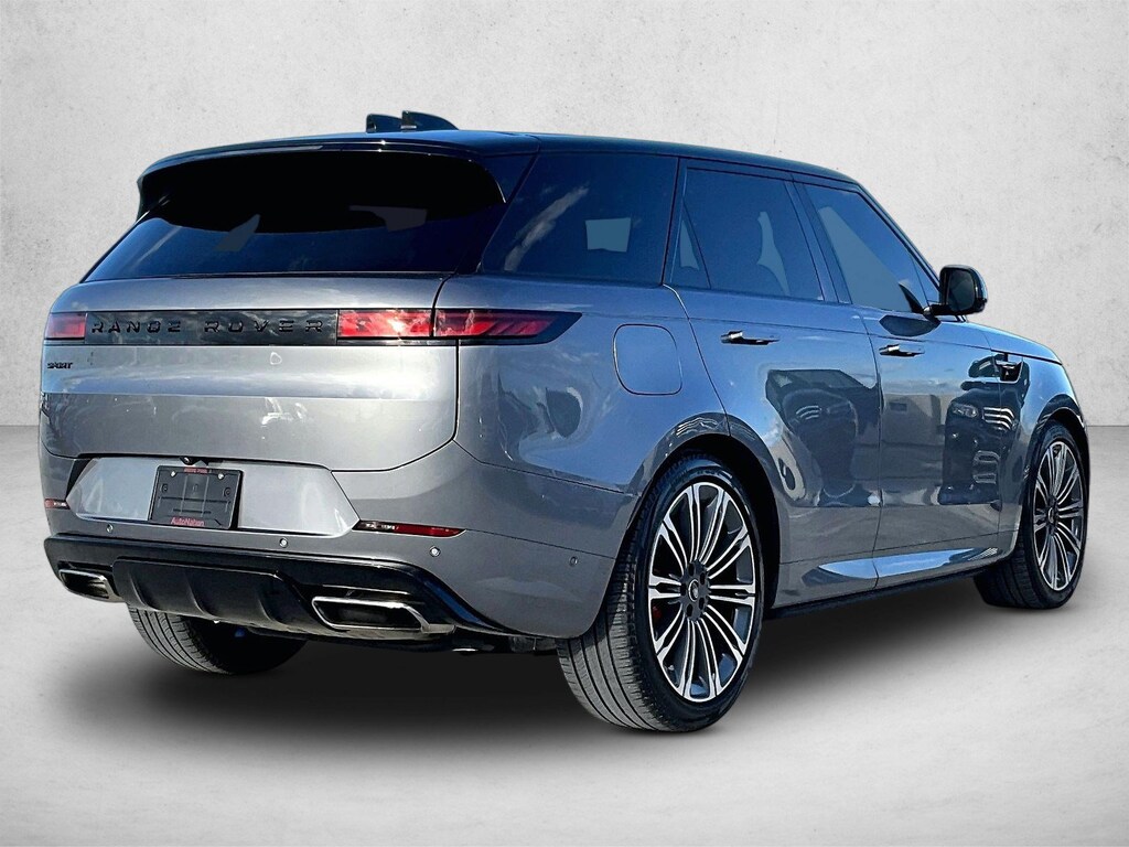 Used 2024 Land Rover Range Rover Sport Dynamic SE SUV