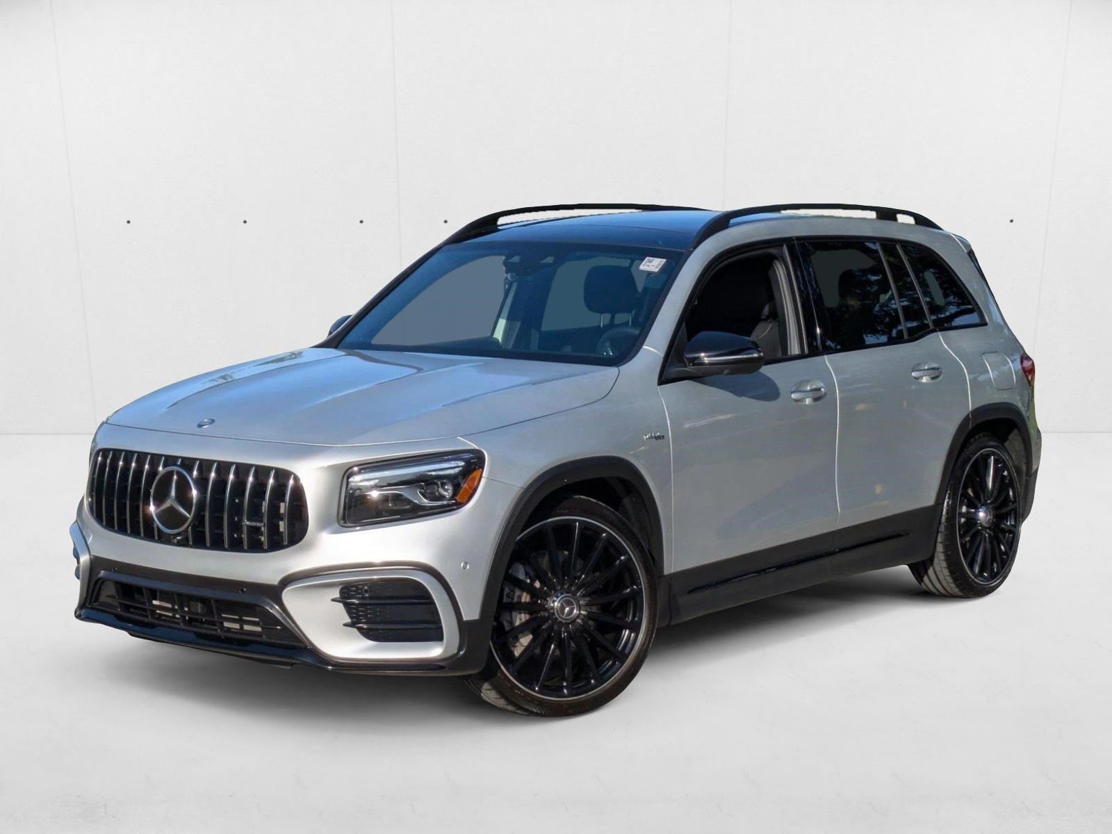 2024 Mercedes-Benz GLB GLB35 AMG's photo