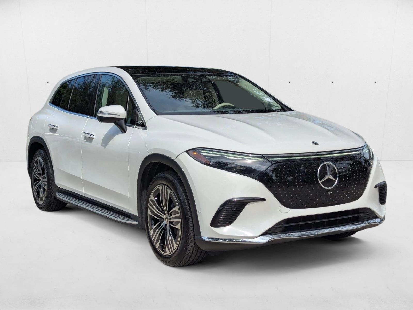2023 Mercedes Benz EQS SUV 450 photo 3