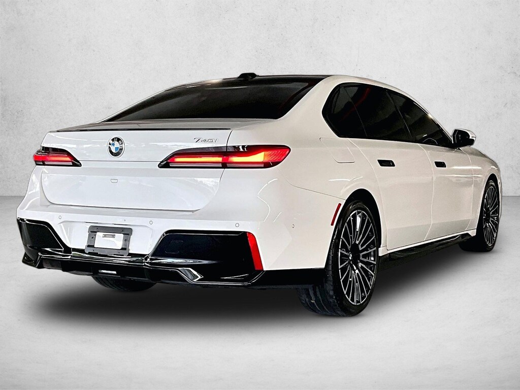 Used 2025 BMW 7 Series Sedan