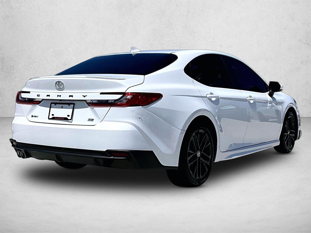 Used 2025 Toyota Camry SE Sedan