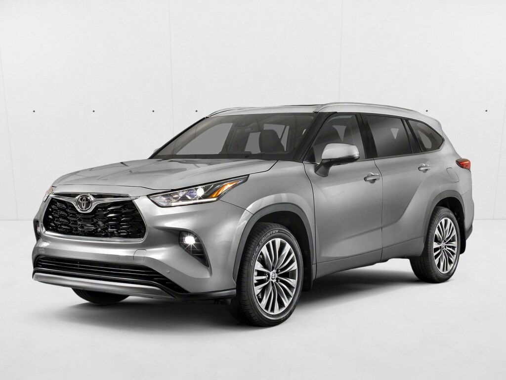 Used 2023 Toyota Highlander XLE SUV