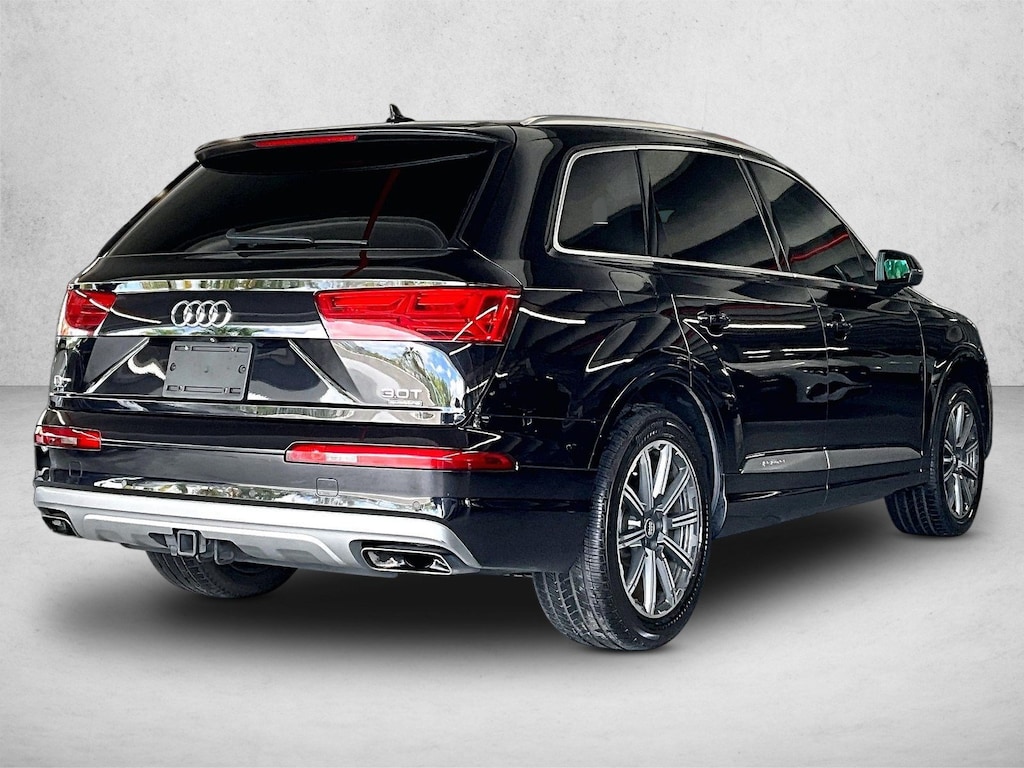 Used 2017 Audi Q7 3.0T Premium SUV