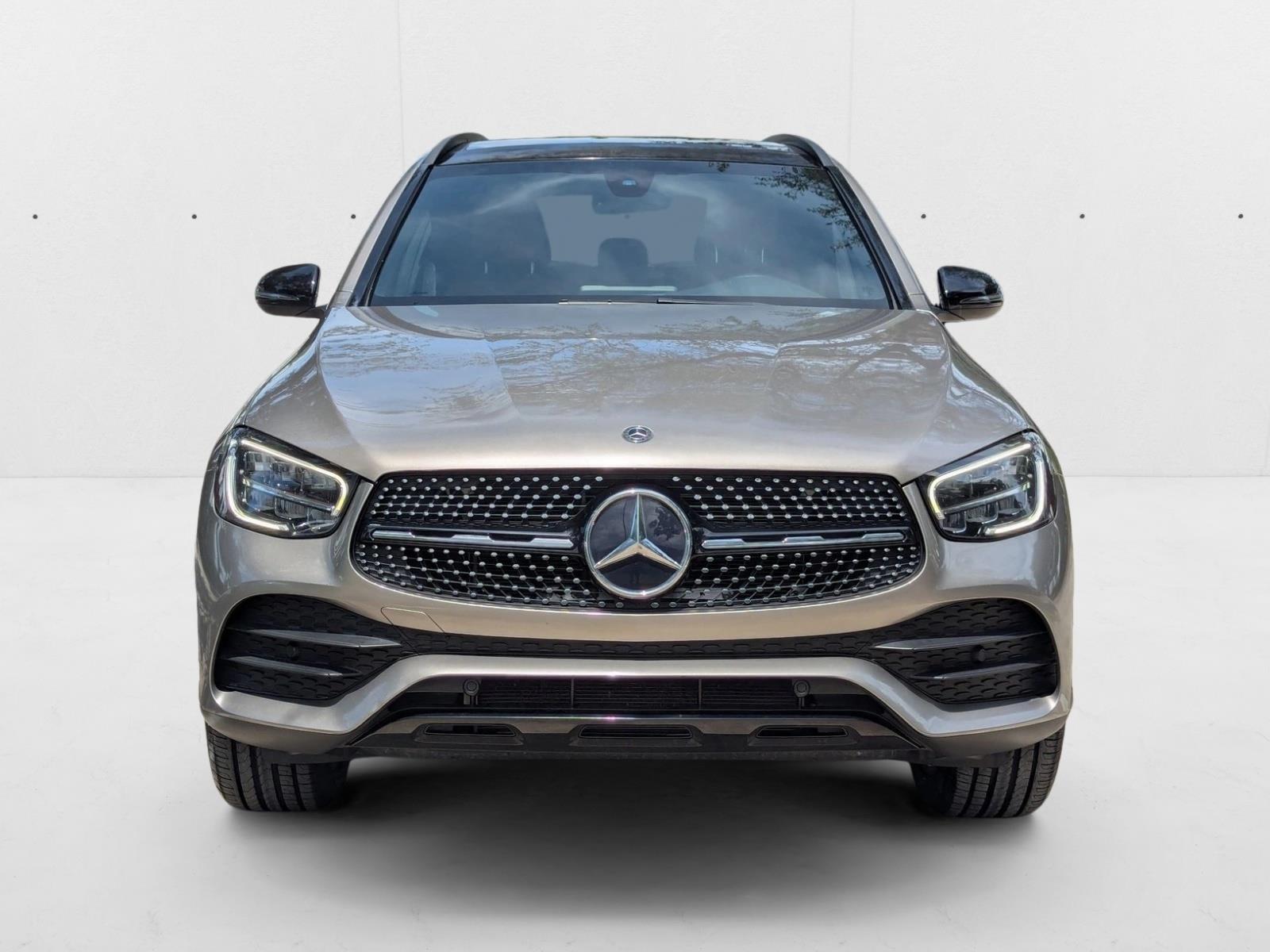 2020 Mercedes Benz GLC 300 4MATIC photo 2