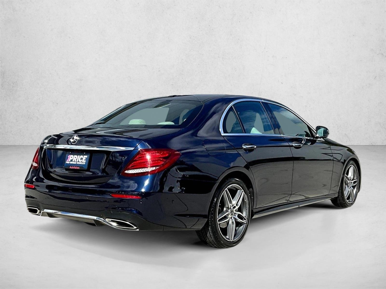 2018 Mercedes Benz E 300 Sedan photo 2