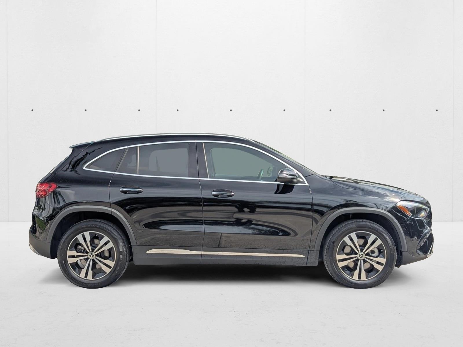 2025 Mercedes Benz GLA 250 photo 2