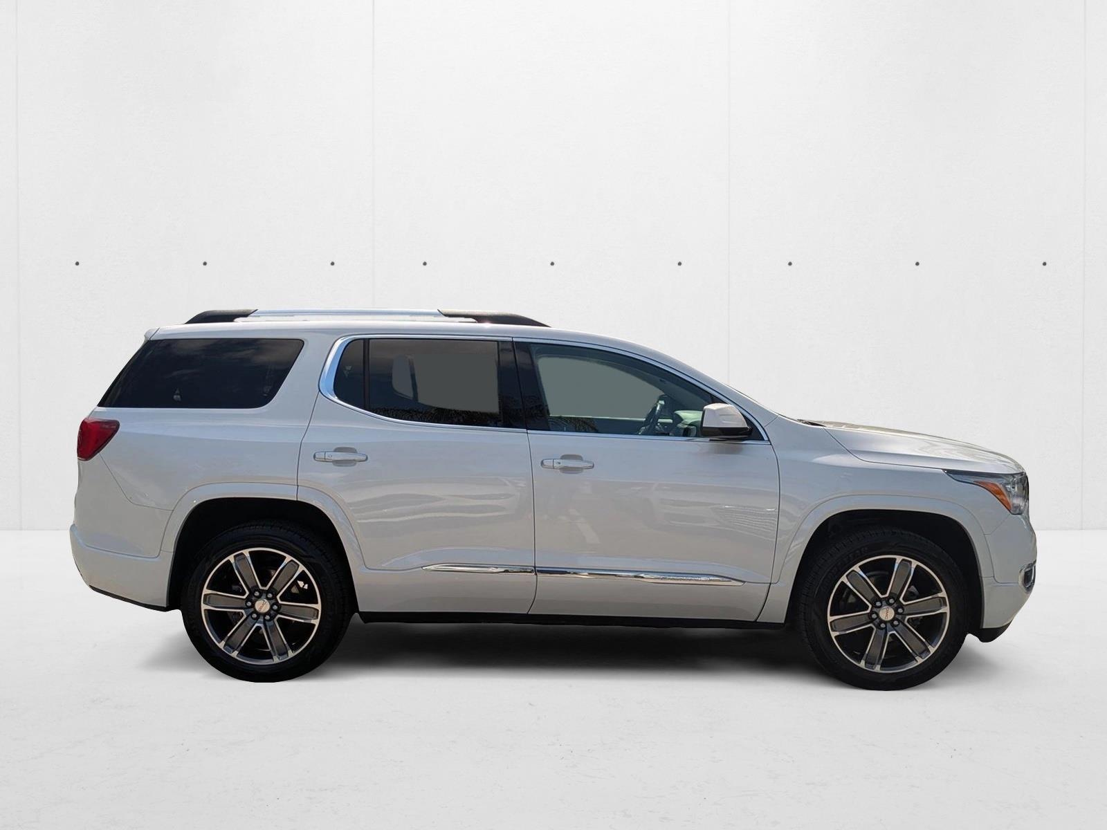 2019 Gmc Acadia Denali photo 4