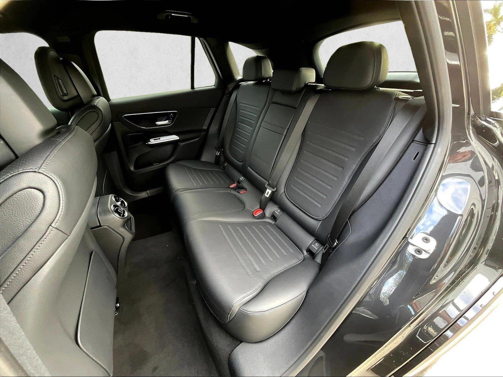 2026 Mercedes-Benz GLC Base - Photo 10