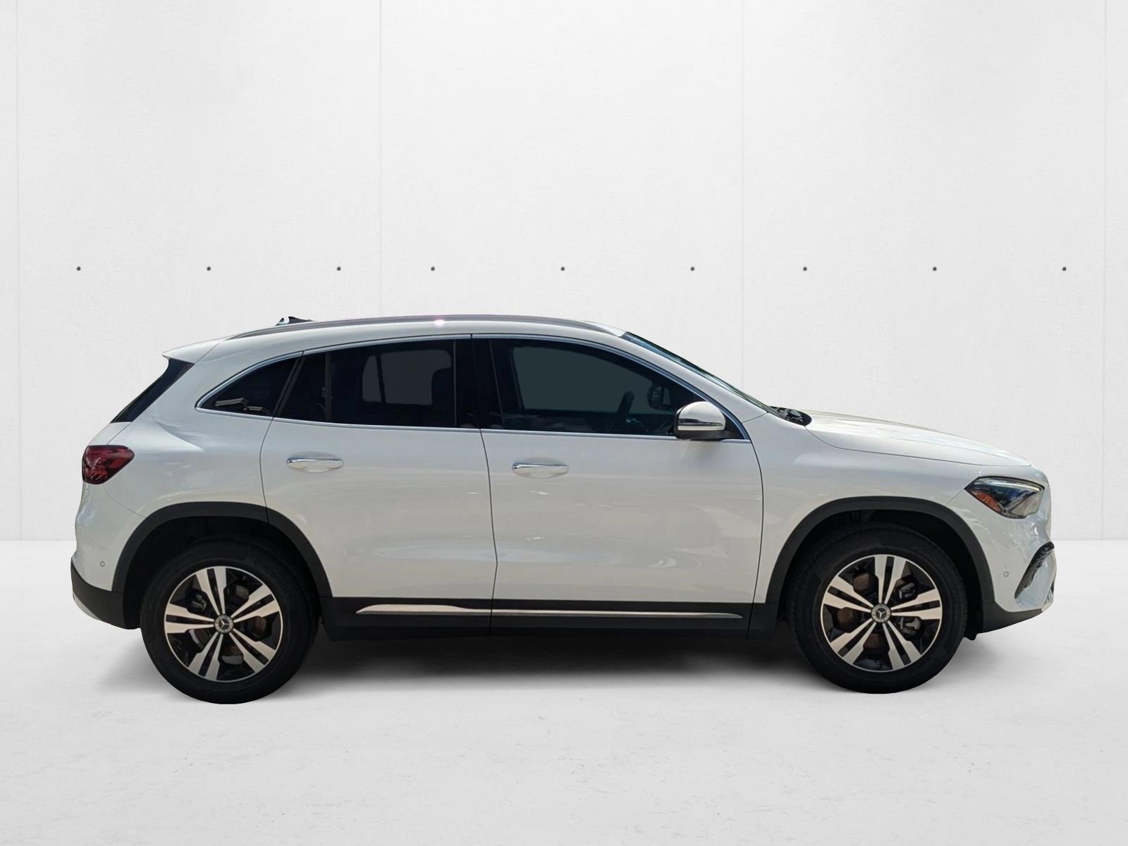 2025 Mercedes Benz GLA 250 photo 2