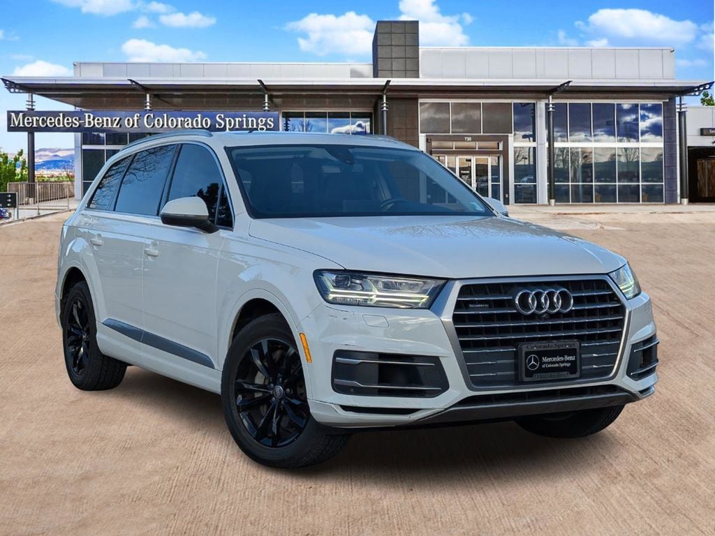 2019 Audi Q7 Premium Plus