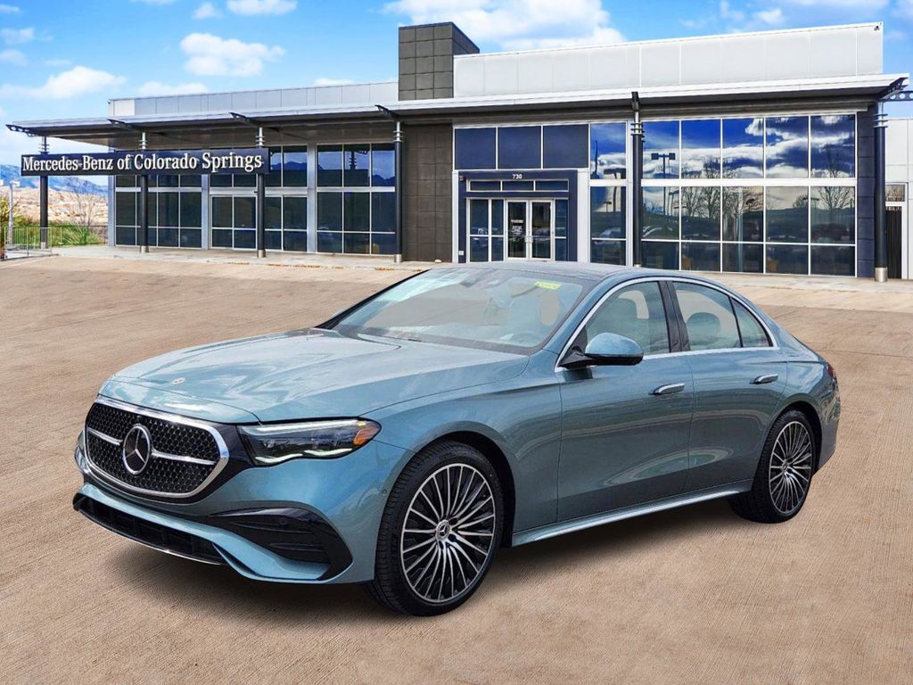 2025 Mercedes Benz E 350 4MATIC photo 3