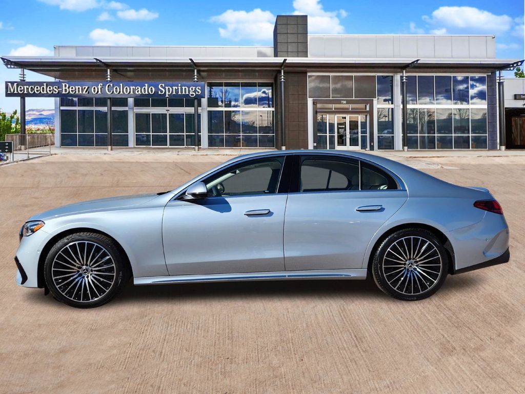 2026 Mercedes Benz E 4MATIC Sedan photo 4