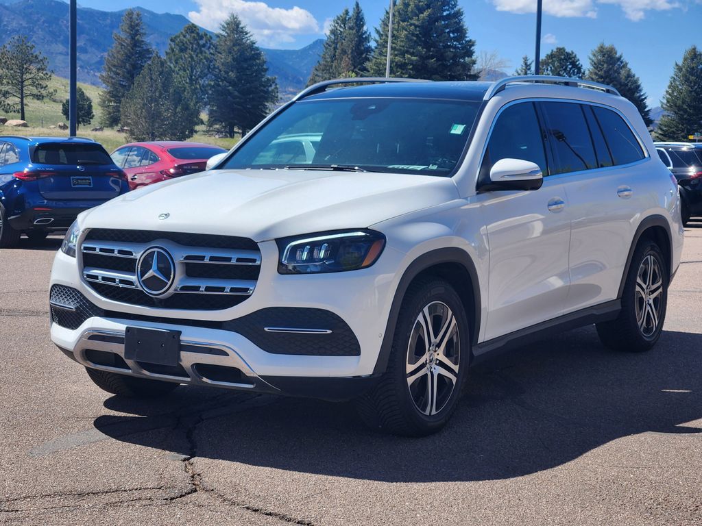 2023 Mercedes Benz GLS 450 4MATIC photo 3