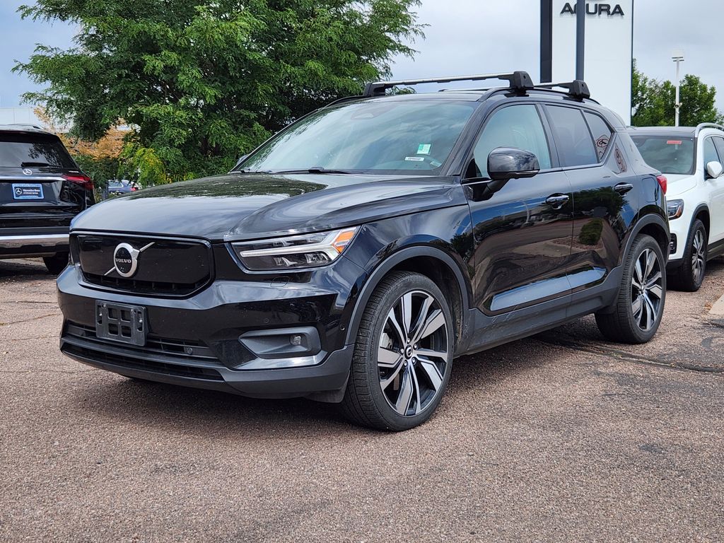 2022 Volvo XC40 Recharge Plus photo 3