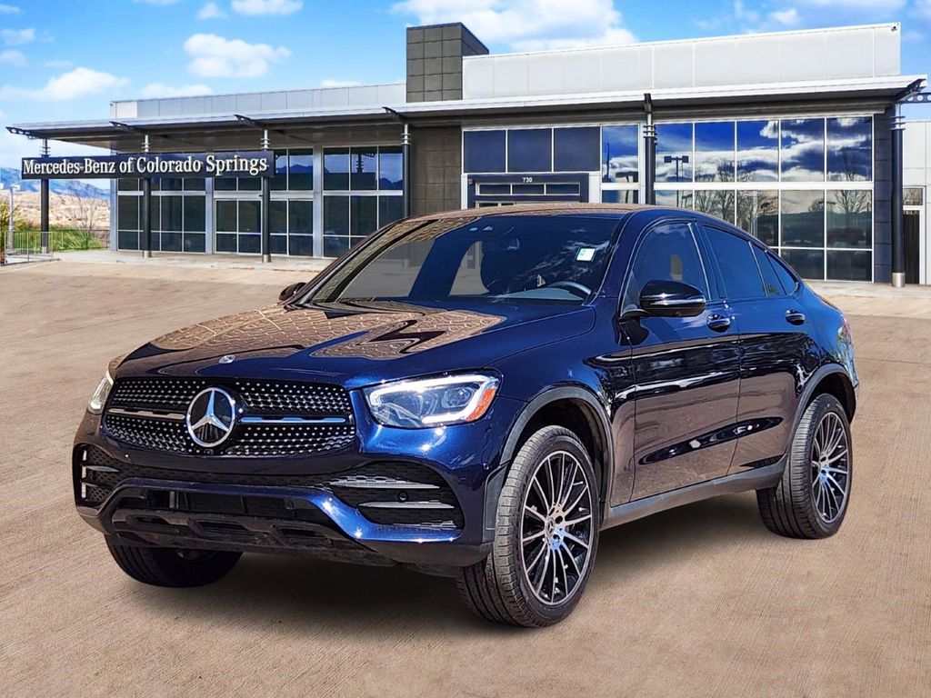 2022 Mercedes Benz GLC 300 4MATIC Coupe photo 3