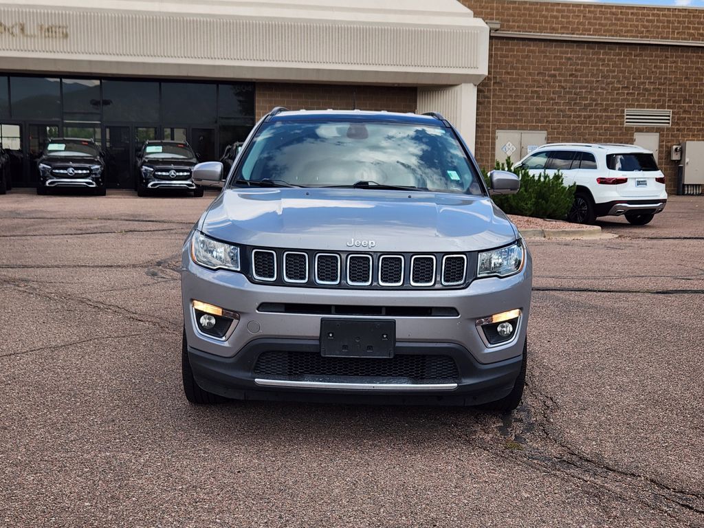 2018 Jeep Compass Limited photo 2