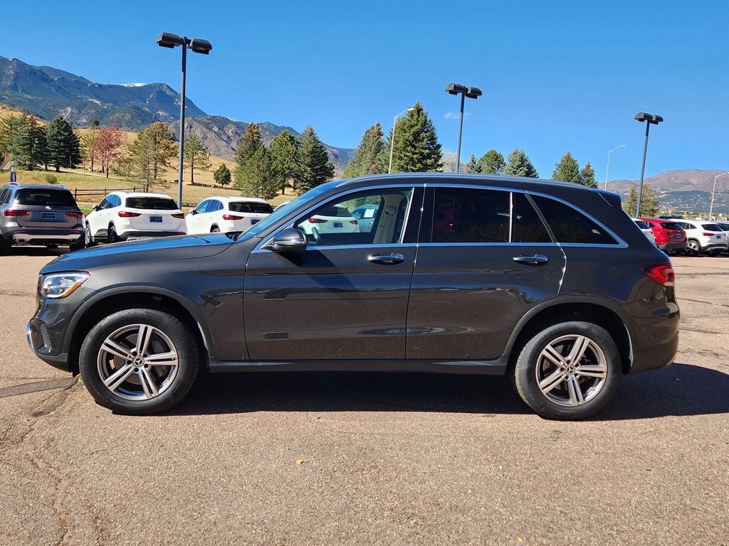 2021 Mercedes Benz GLC 300 4MATIC photo 4