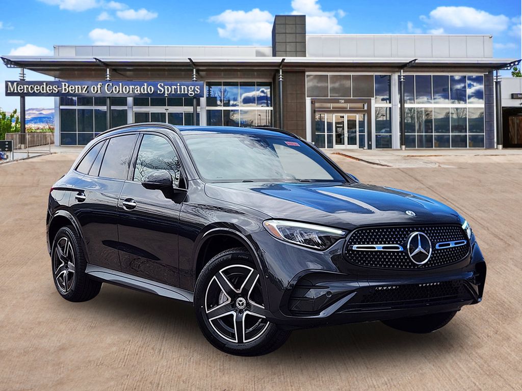 2026 Mercedes-Benz GLC Base