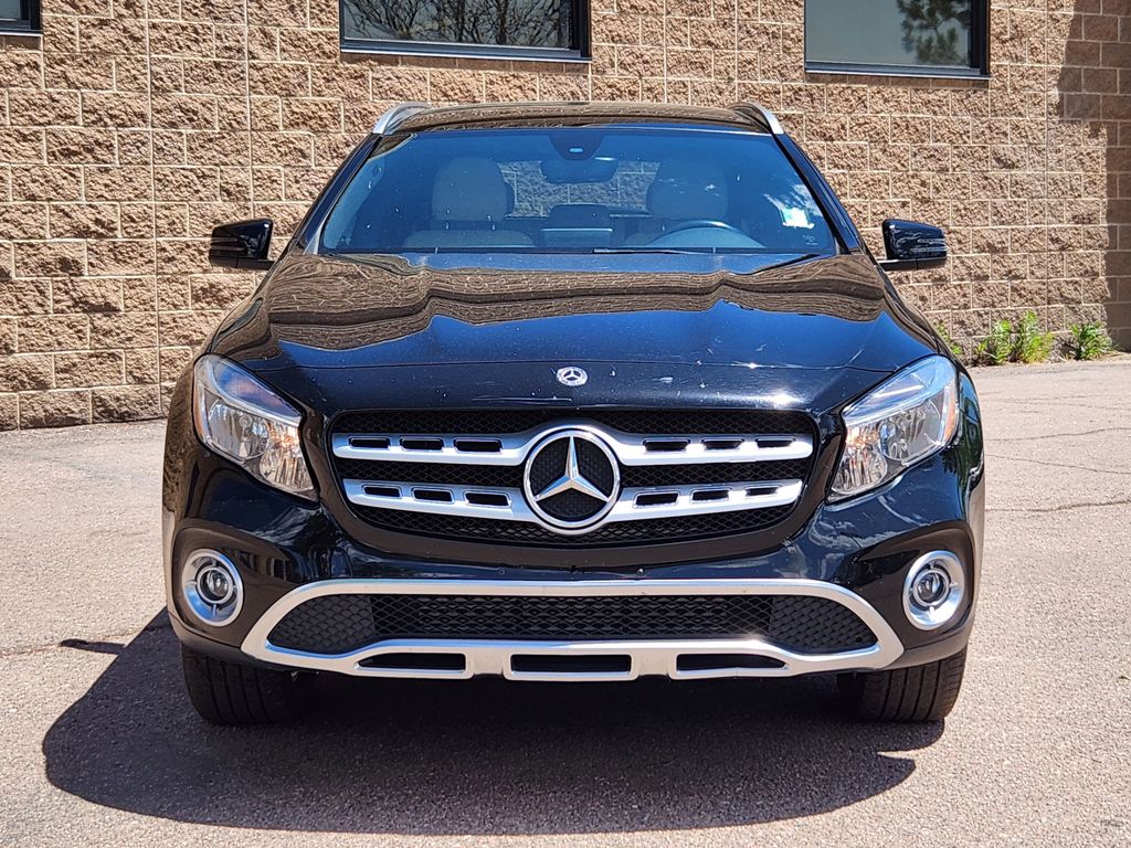 2020 Mercedes Benz GLA 250 4MATIC photo 2