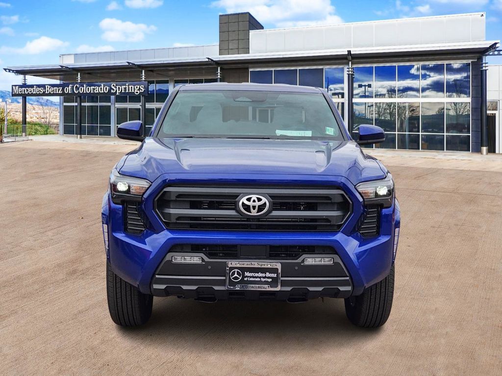 2025 Toyota Tacoma SR5 Double Cab photo 2
