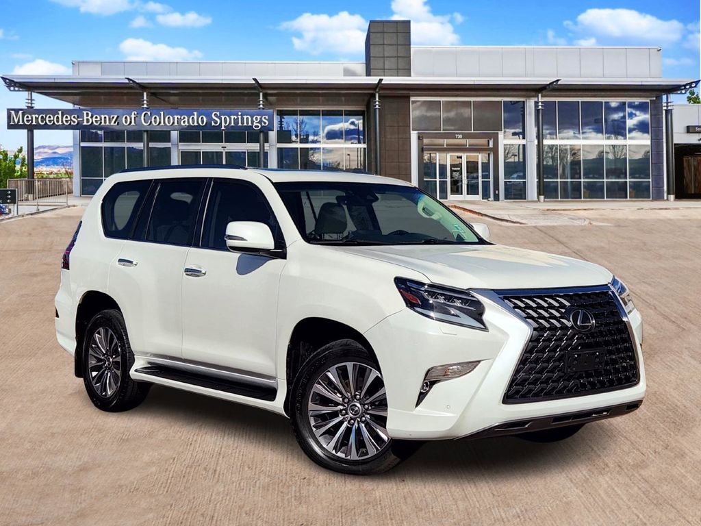 2022 Lexus GX LUXURY's photo