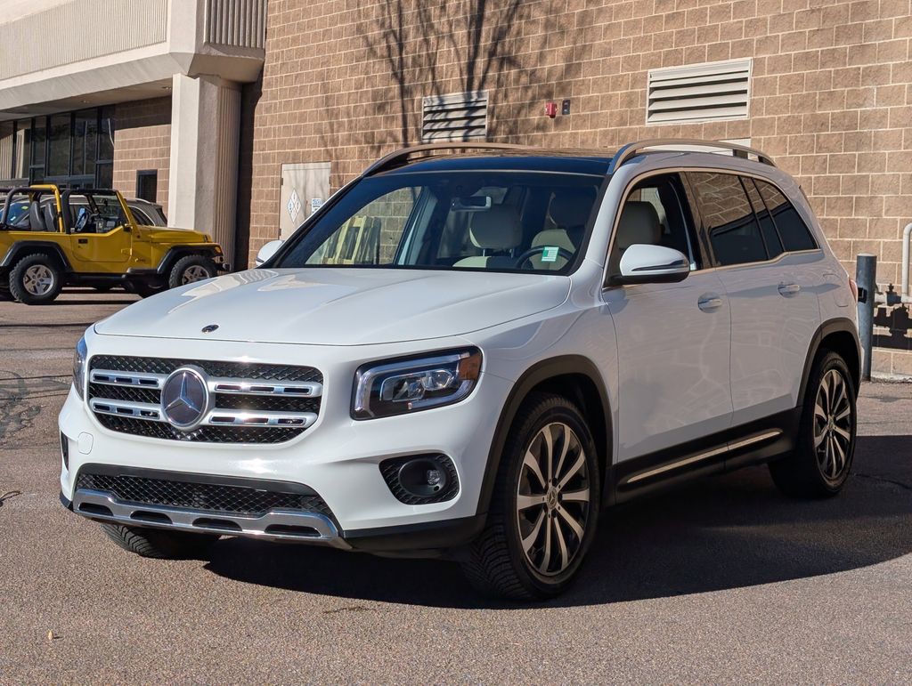 2022 Mercedes Benz GLB 250 4MATIC photo 4