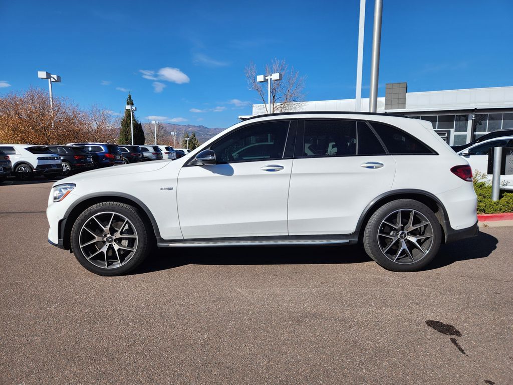 2020 Mercedes Benz GLC 43 AMG 4MATIC photo 4