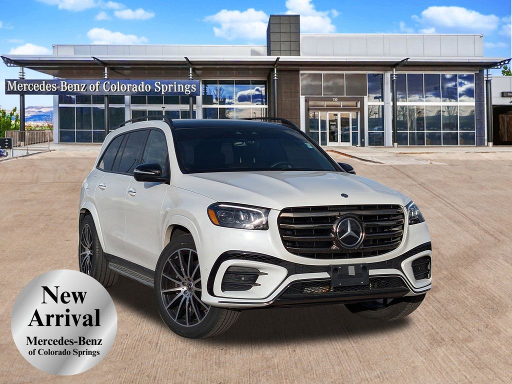 2025 Mercedes-Benz GLS Base