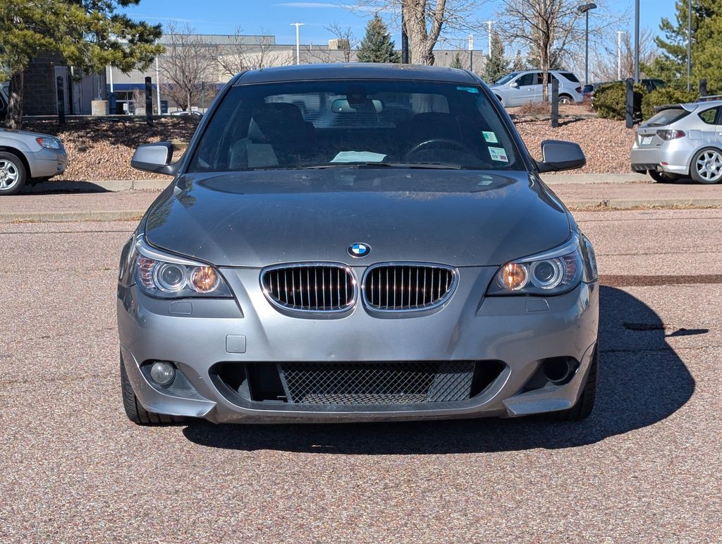 2010 Bmw 528i photo 2