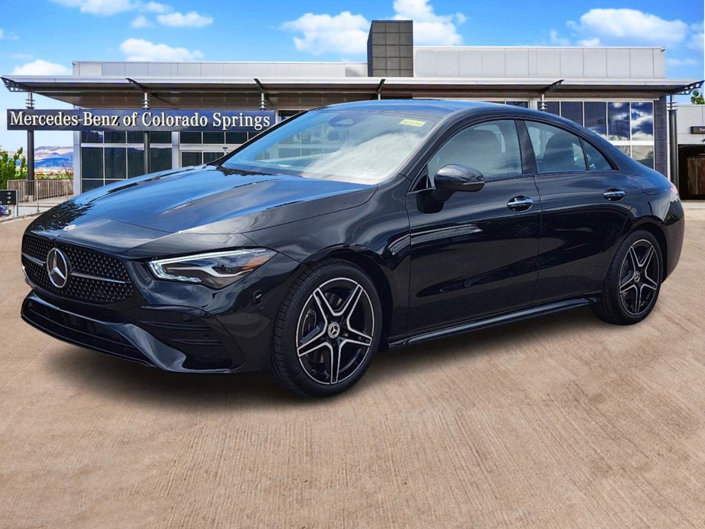 2025 Mercedes Benz CLA 250 4MATIC photo 3