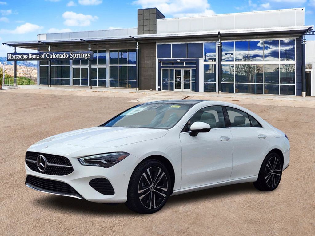 2025 Mercedes Benz CLA 250 4MATIC photo 3