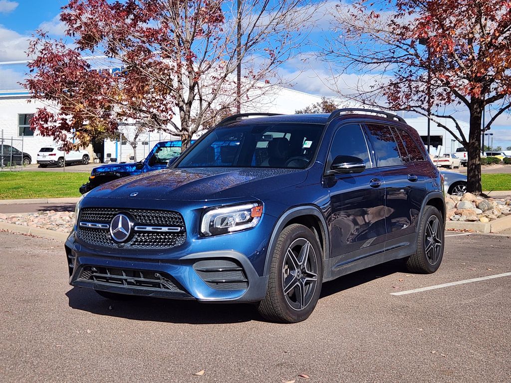 2021 Mercedes Benz GLB 250 4MATIC photo 2