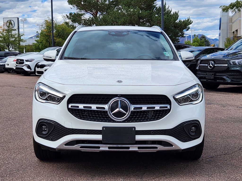 2021 Mercedes Benz GLA 250 4MATIC photo 2