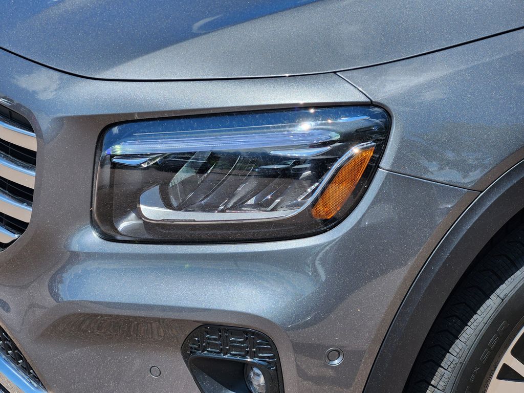 2025 Mercedes-Benz GLB Base - Photo 8