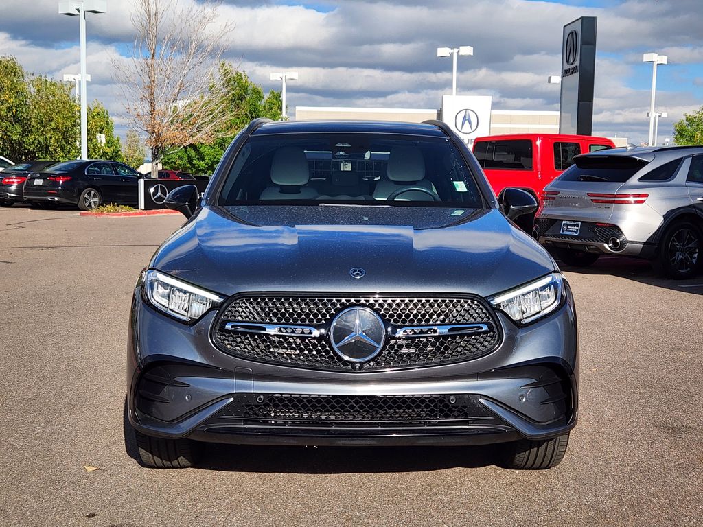 2023 Mercedes Benz GLC 300 4MATIC photo 2