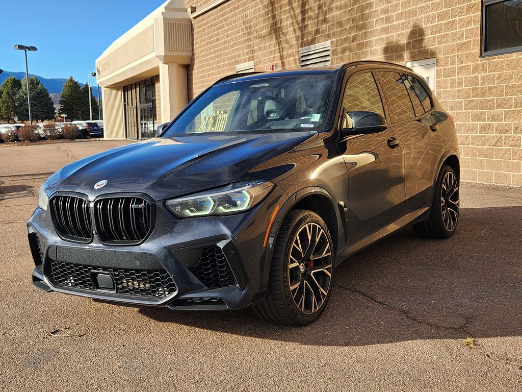 2022 Bmw X5 M photo 3
