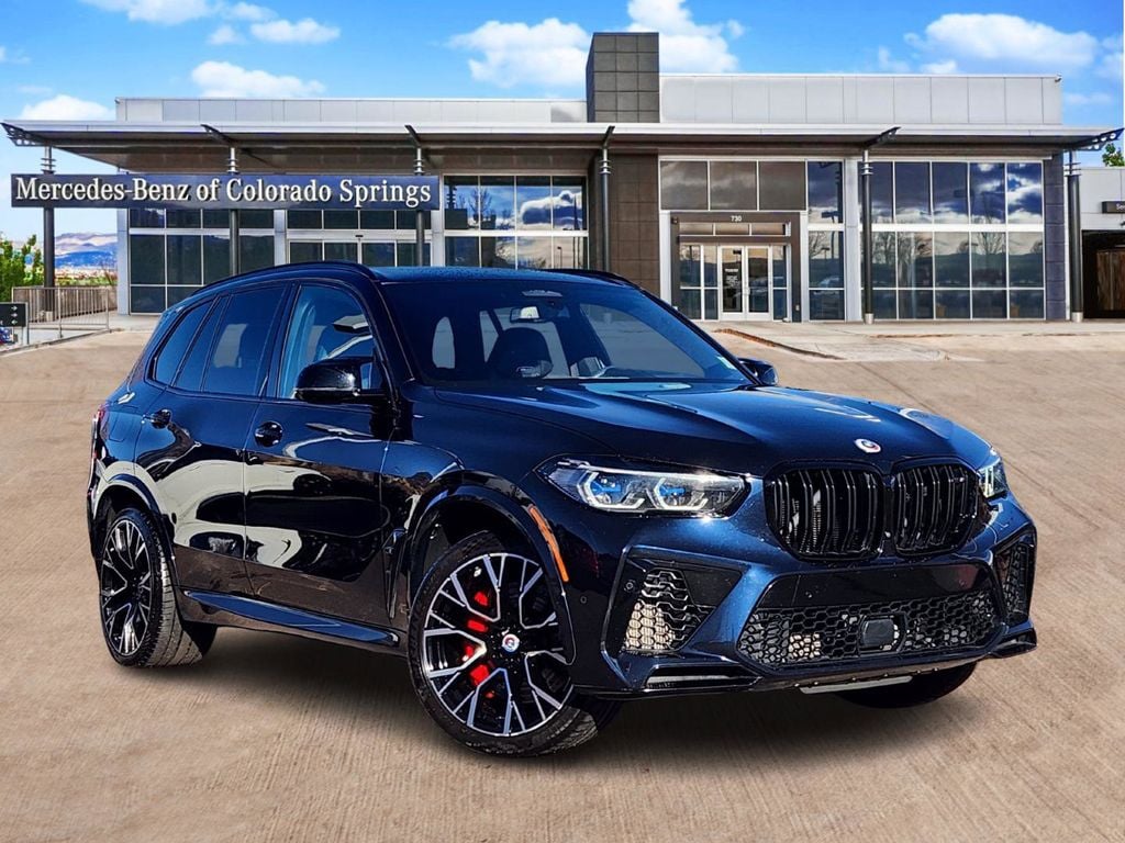 2022 BMW X5 M Base's photo
